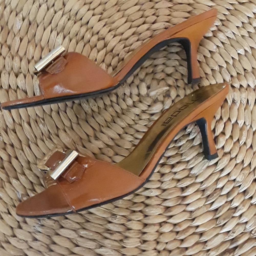MODA mules - Picture 2 of 5